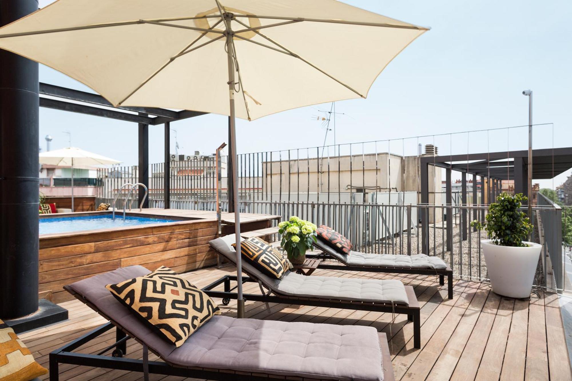 Apartment Barcelona Rentals - Pool Terrace In City Center Exterior photo