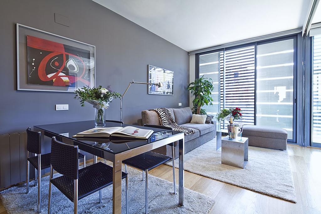 Apartment Barcelona Rentals - Pool Terrace In City Center Exterior photo